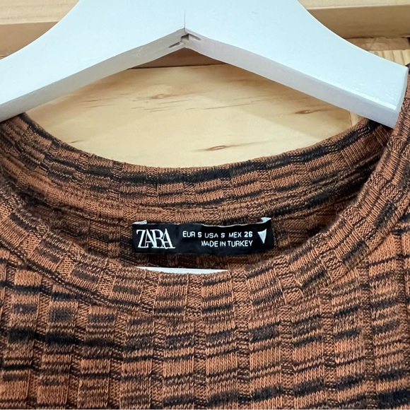 NWOT Zara Cold Shoulder Midi Ribbed Sweater Dress Size Small brown/ black/ rust - Picture 8 of 8